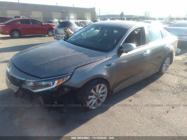 Photo 1 VIN: 5XXGT4L3XHG170606 - KIA OPTIMA 