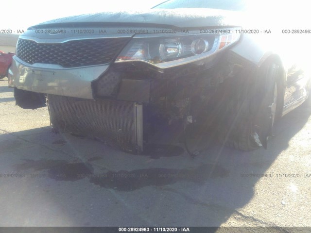 Photo 5 VIN: 5XXGT4L3XHG170606 - KIA OPTIMA 