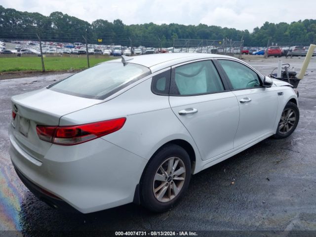 Photo 3 VIN: 5XXGT4L3XHG171707 - KIA OPTIMA 