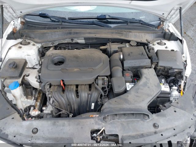 Photo 9 VIN: 5XXGT4L3XHG171707 - KIA OPTIMA 