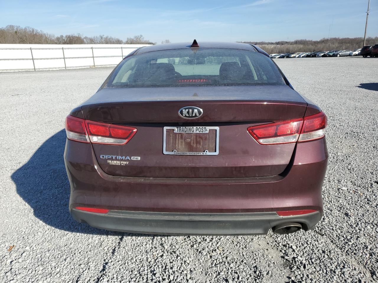 Photo 5 VIN: 5XXGT4L3XJG185001 - KIA OPTIMA 