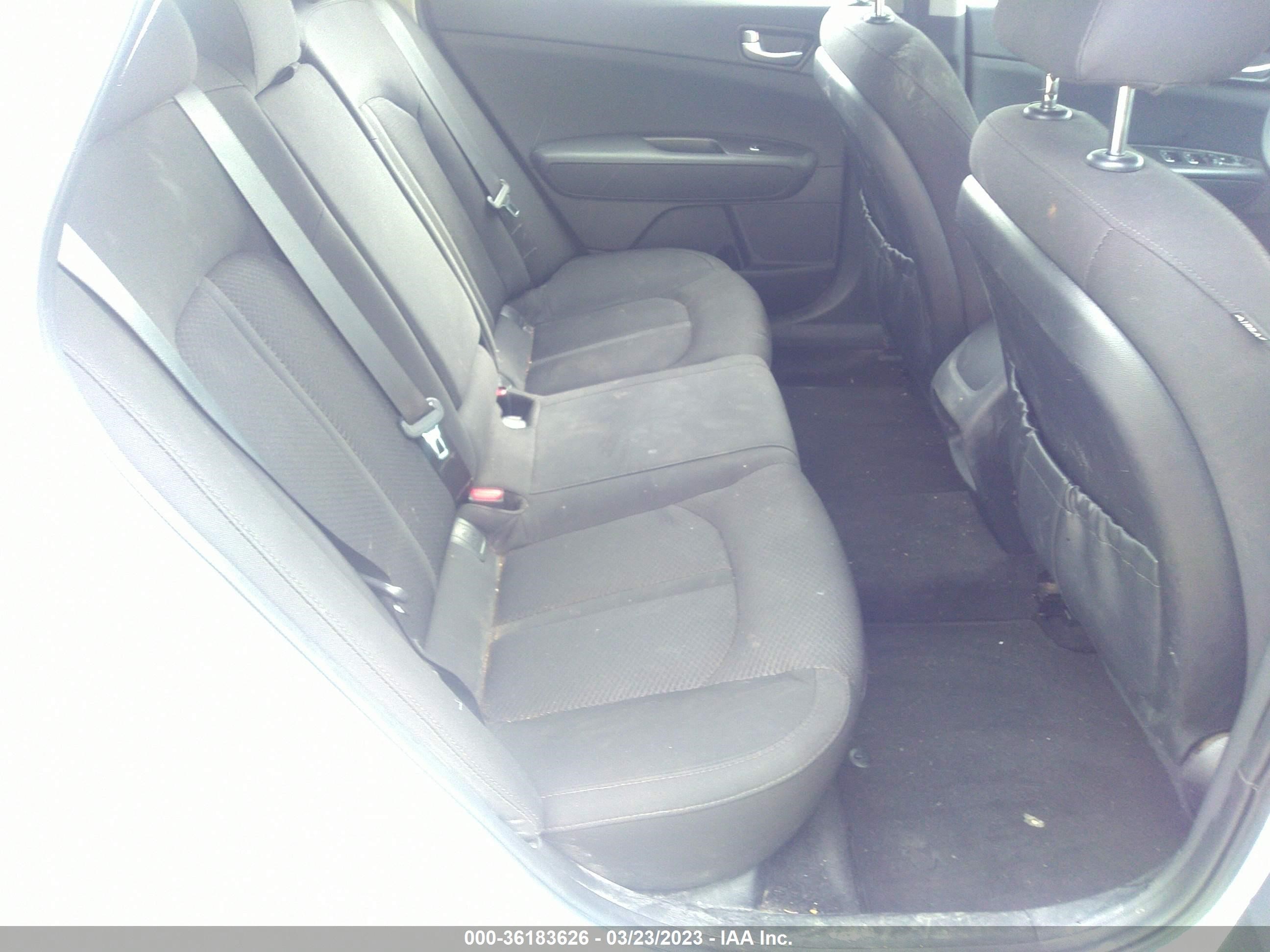 Photo 7 VIN: 5XXGT4L3XJG209264 - KIA OPTIMA 