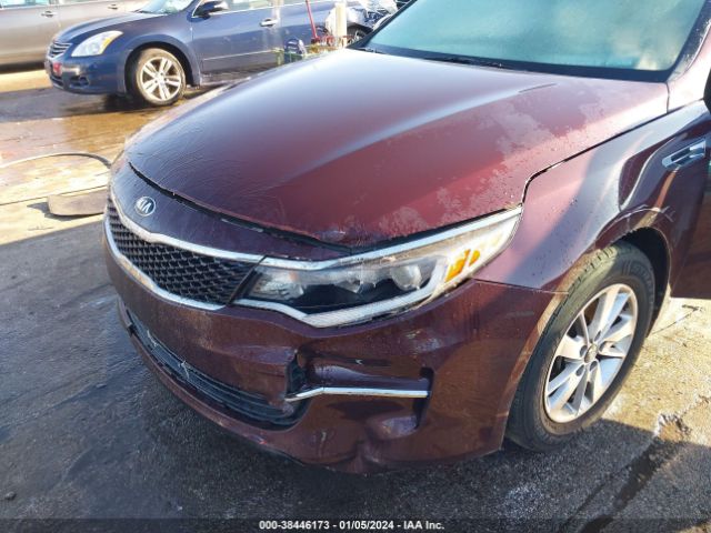 Photo 5 VIN: 5XXGT4L3XJG220653 - KIA OPTIMA 