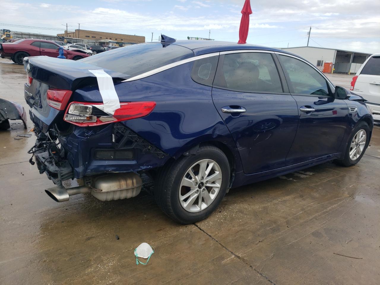 Photo 2 VIN: 5XXGT4L3XJG224587 - KIA OPTIMA 