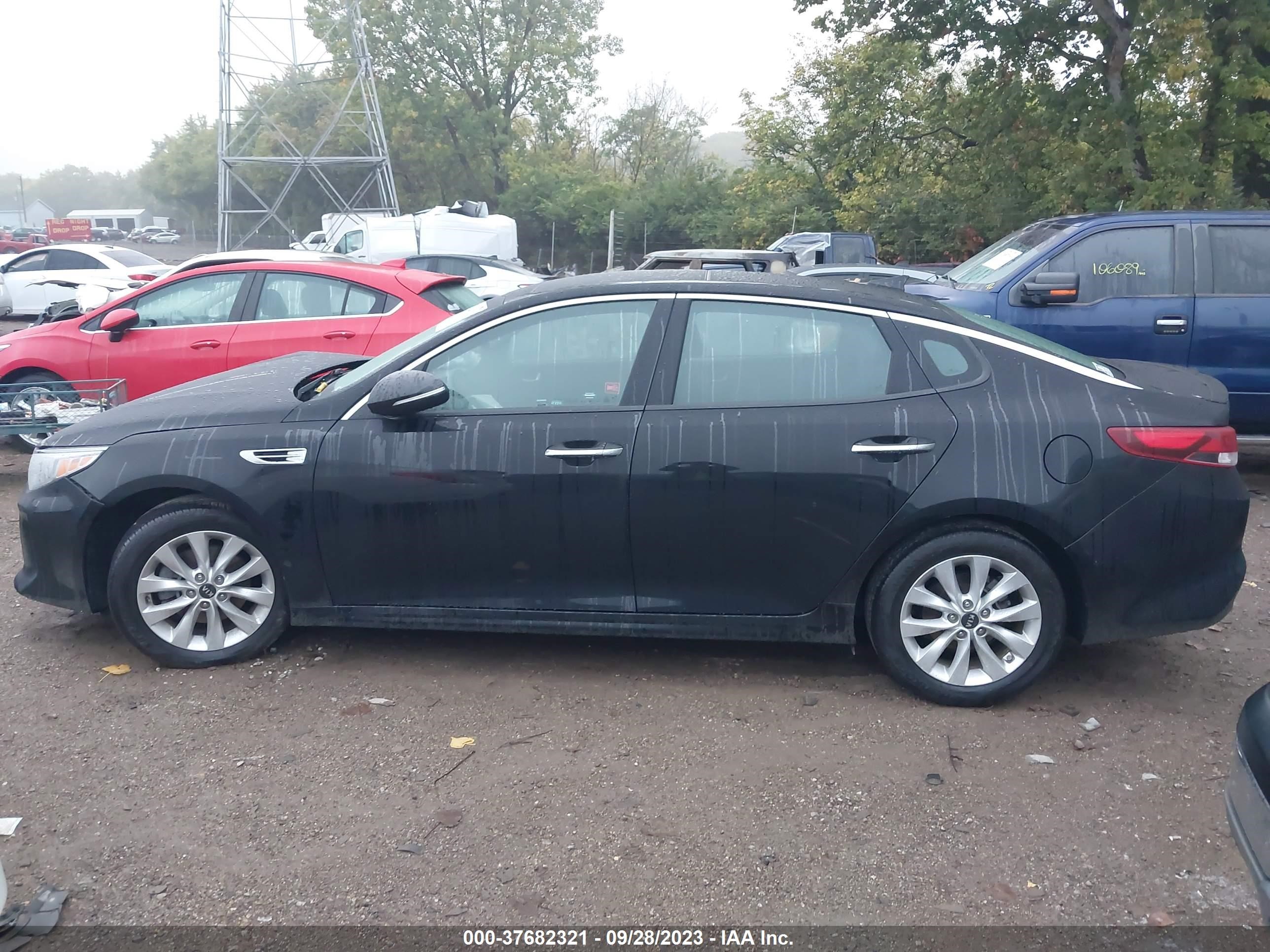 Photo 14 VIN: 5XXGT4L3XJG237887 - KIA OPTIMA 