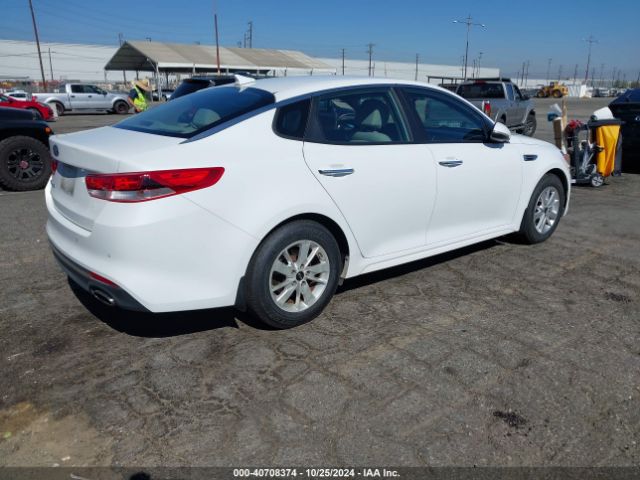 Photo 3 VIN: 5XXGT4L3XJG239574 - KIA OPTIMA 