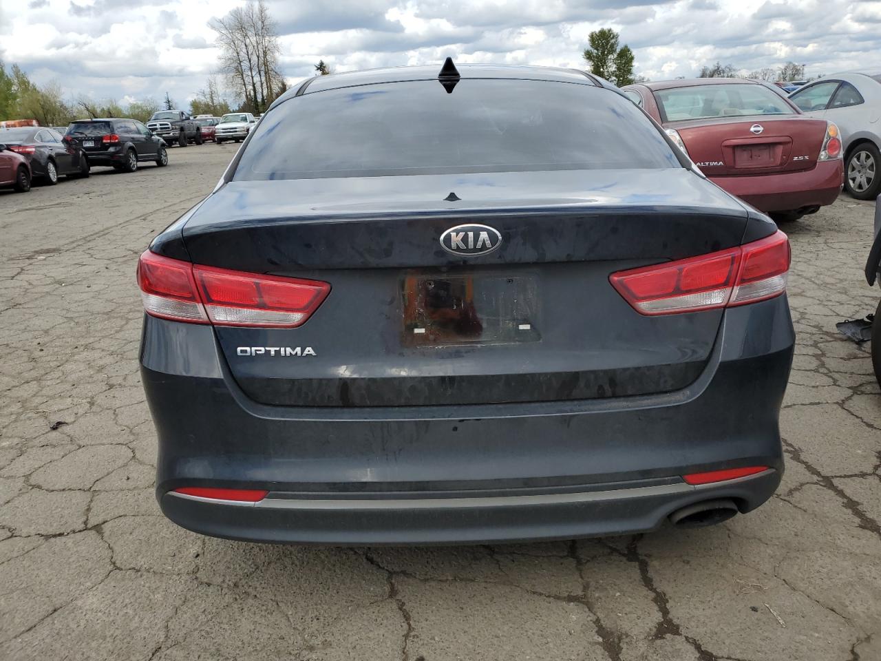 Photo 5 VIN: 5XXGT4L3XJG254821 - KIA OPTIMA 