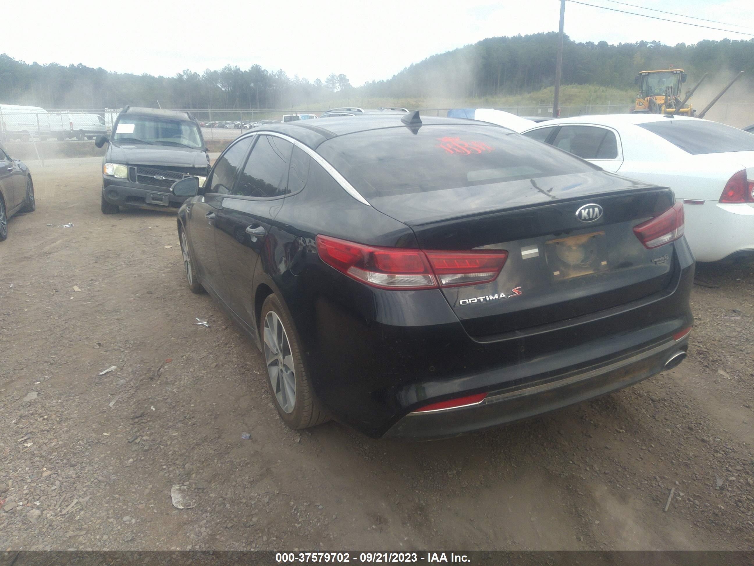 Photo 2 VIN: 5XXGT4L3XJG257864 - KIA OPTIMA 