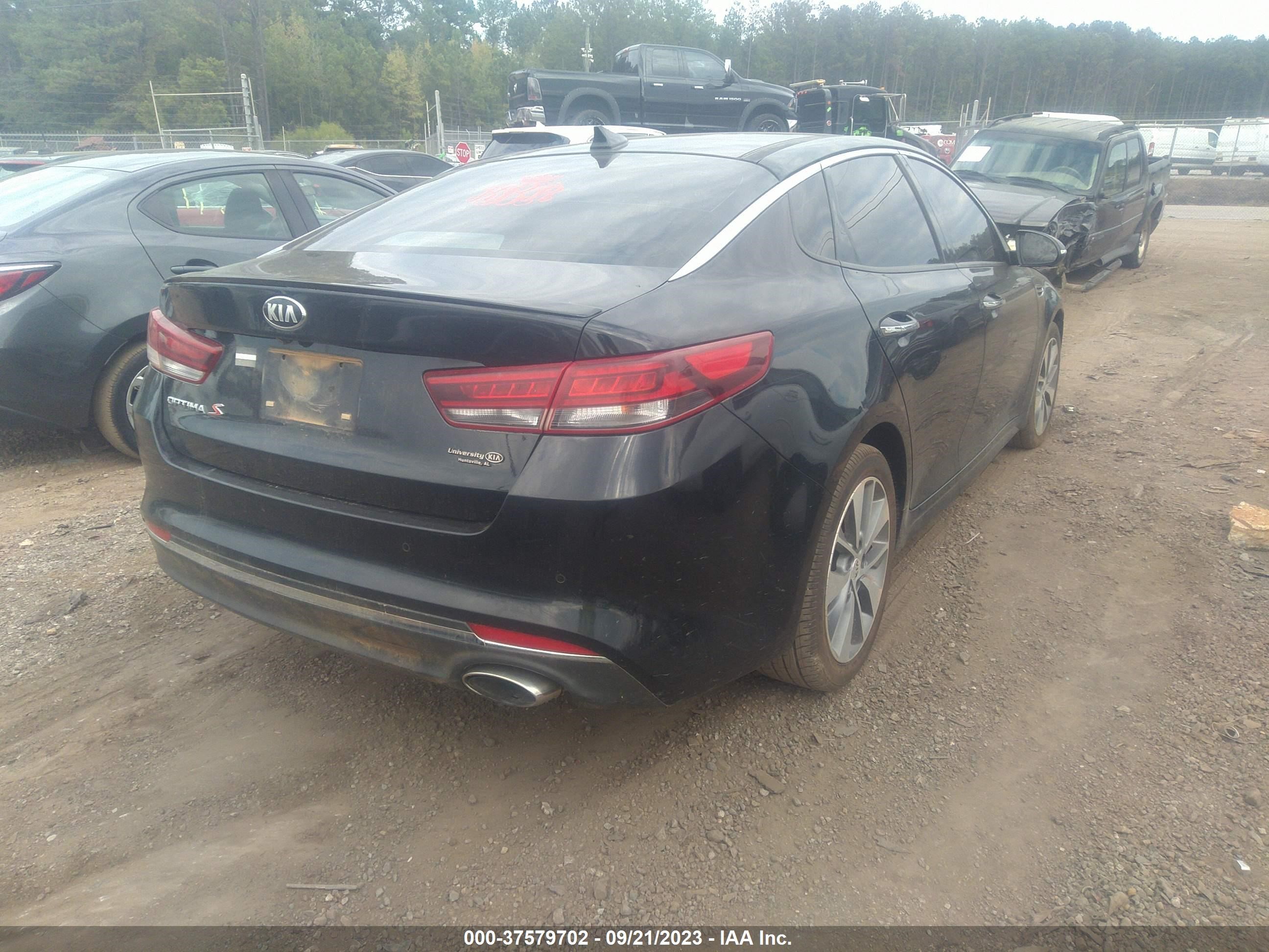 Photo 3 VIN: 5XXGT4L3XJG257864 - KIA OPTIMA 