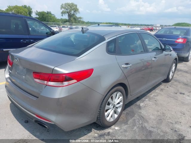 Photo 3 VIN: 5XXGT4L3XJG262871 - KIA OPTIMA 