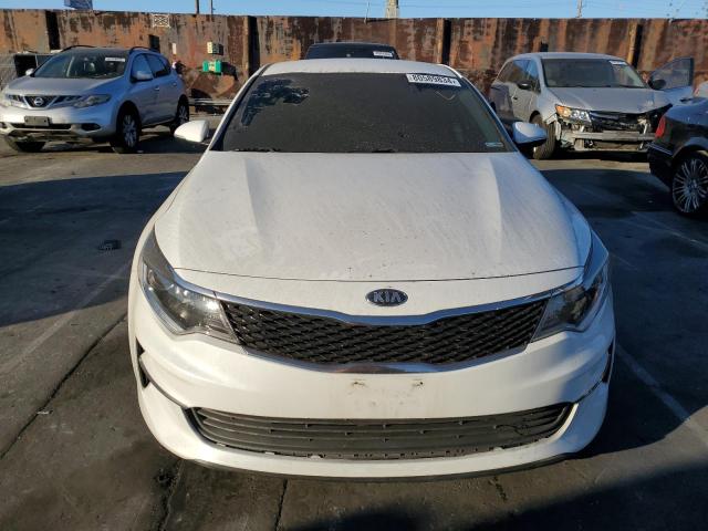 Photo 4 VIN: 5XXGT4L3XJG265382 - KIA OPTIMA LX 