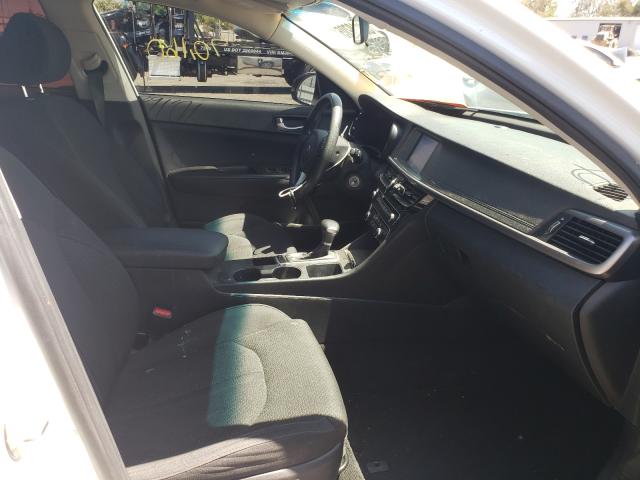 Photo 4 VIN: 5XXGT4L3XJG267777 - KIA OPTIMA LX 