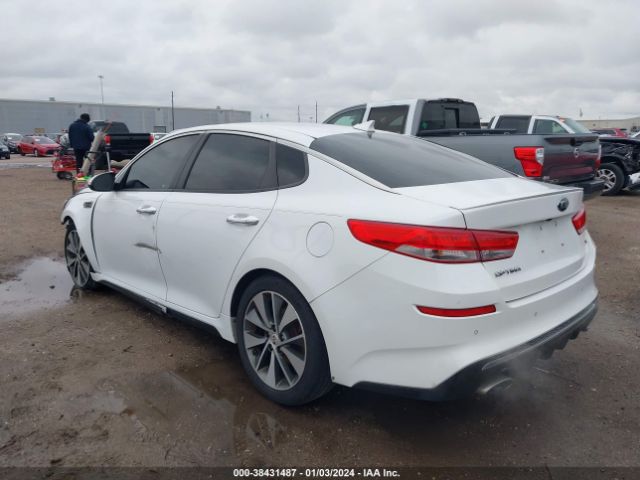 Photo 2 VIN: 5XXGT4L3XKG295340 - KIA OPTIMA 