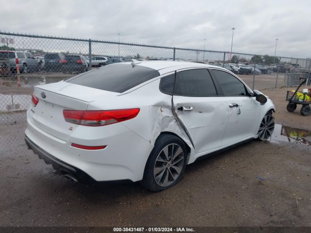 Photo 3 VIN: 5XXGT4L3XKG295340 - KIA OPTIMA 