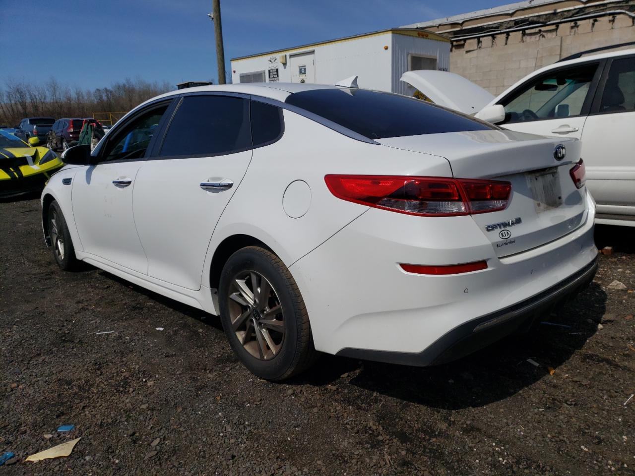 Photo 1 VIN: 5XXGT4L3XKG299680 - KIA OPTIMA 