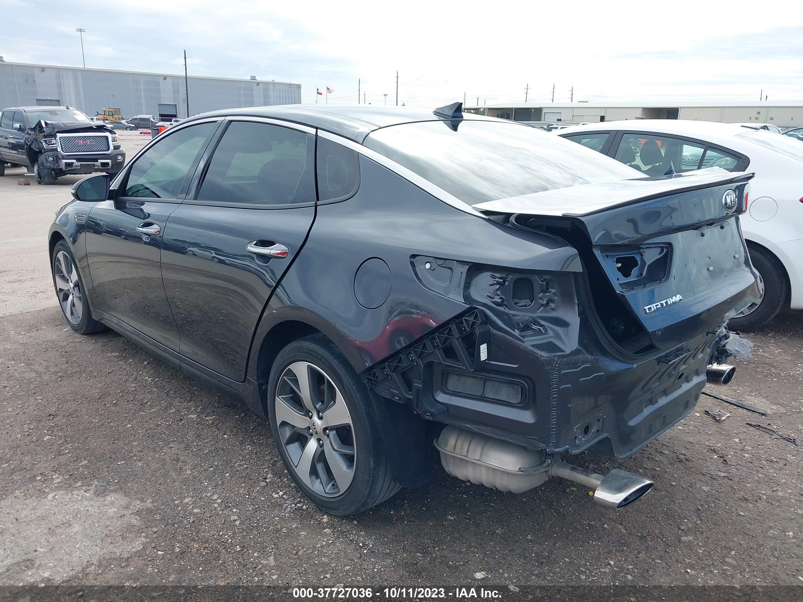 Photo 2 VIN: 5XXGT4L3XKG304411 - KIA OPTIMA 