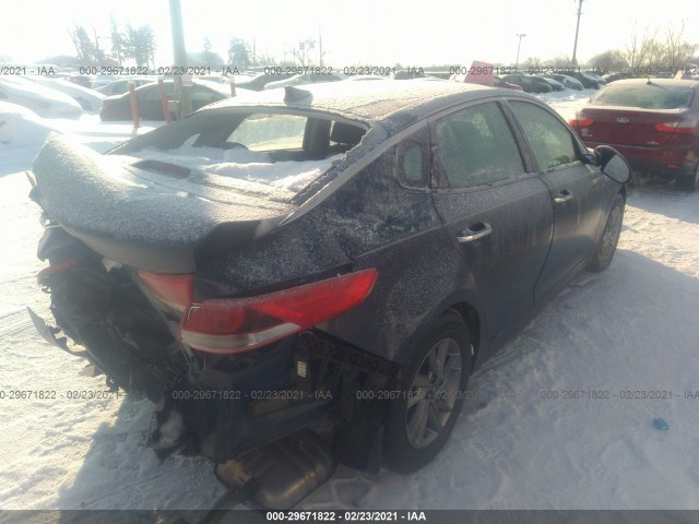 Photo 3 VIN: 5XXGT4L3XKG308720 - KIA OPTIMA 