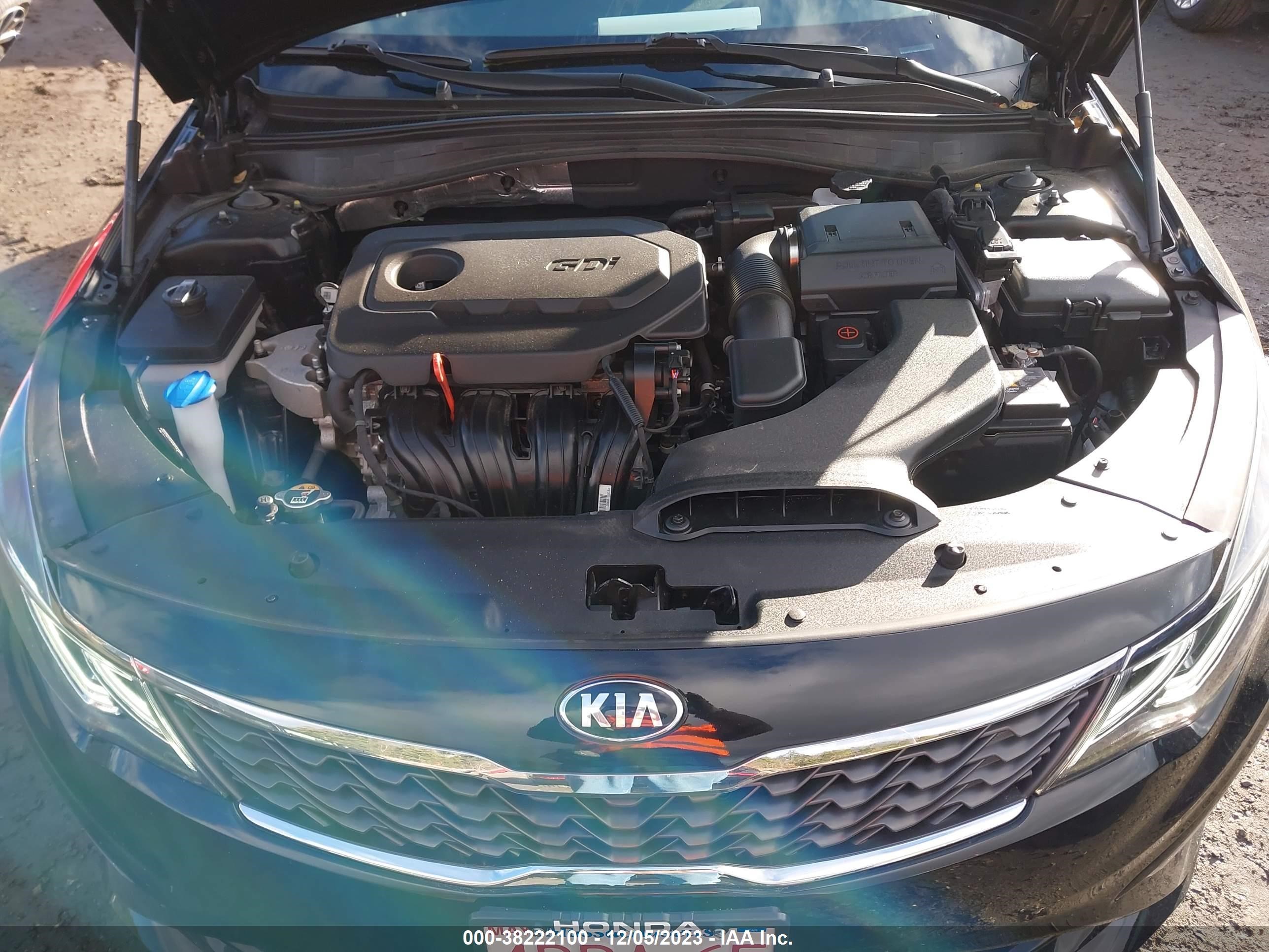 Photo 9 VIN: 5XXGT4L3XKG311231 - KIA OPTIMA 