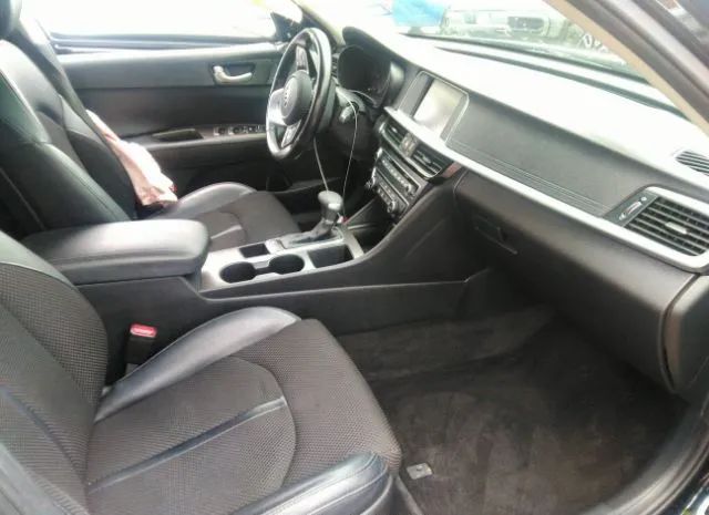 Photo 4 VIN: 5XXGT4L3XKG315571 - KIA OPTIMA 