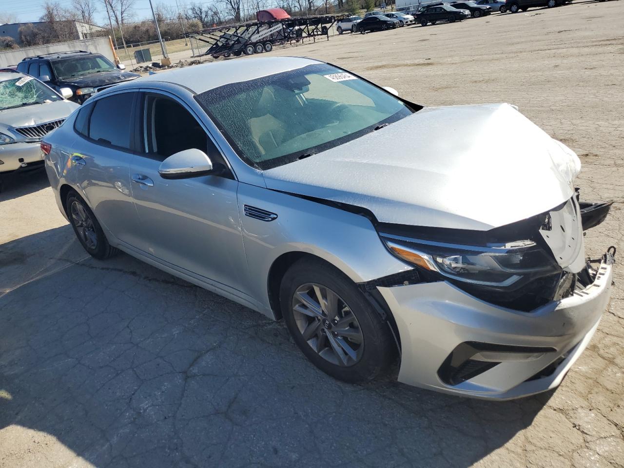 Photo 3 VIN: 5XXGT4L3XKG354564 - KIA OPTIMA 