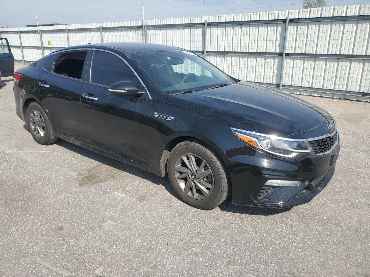 Photo 3 VIN: 5XXGT4L3XKG358548 - KIA OPTIMA 