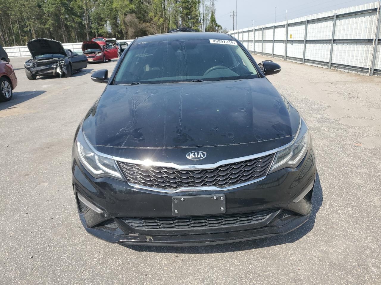 Photo 4 VIN: 5XXGT4L3XKG358548 - KIA OPTIMA 