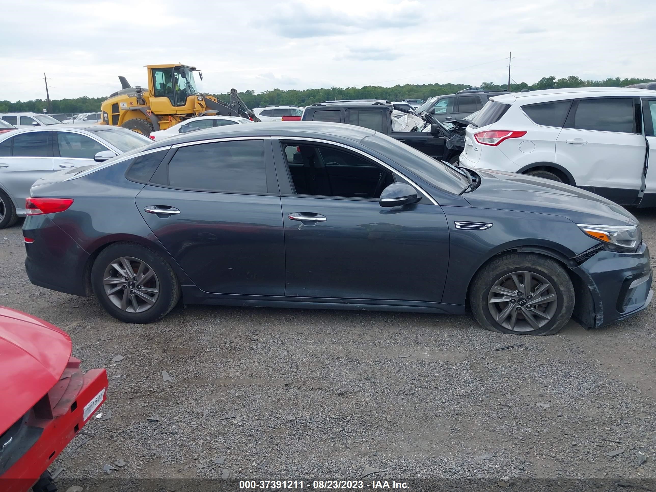 Photo 11 VIN: 5XXGT4L3XLG381233 - KIA OPTIMA 