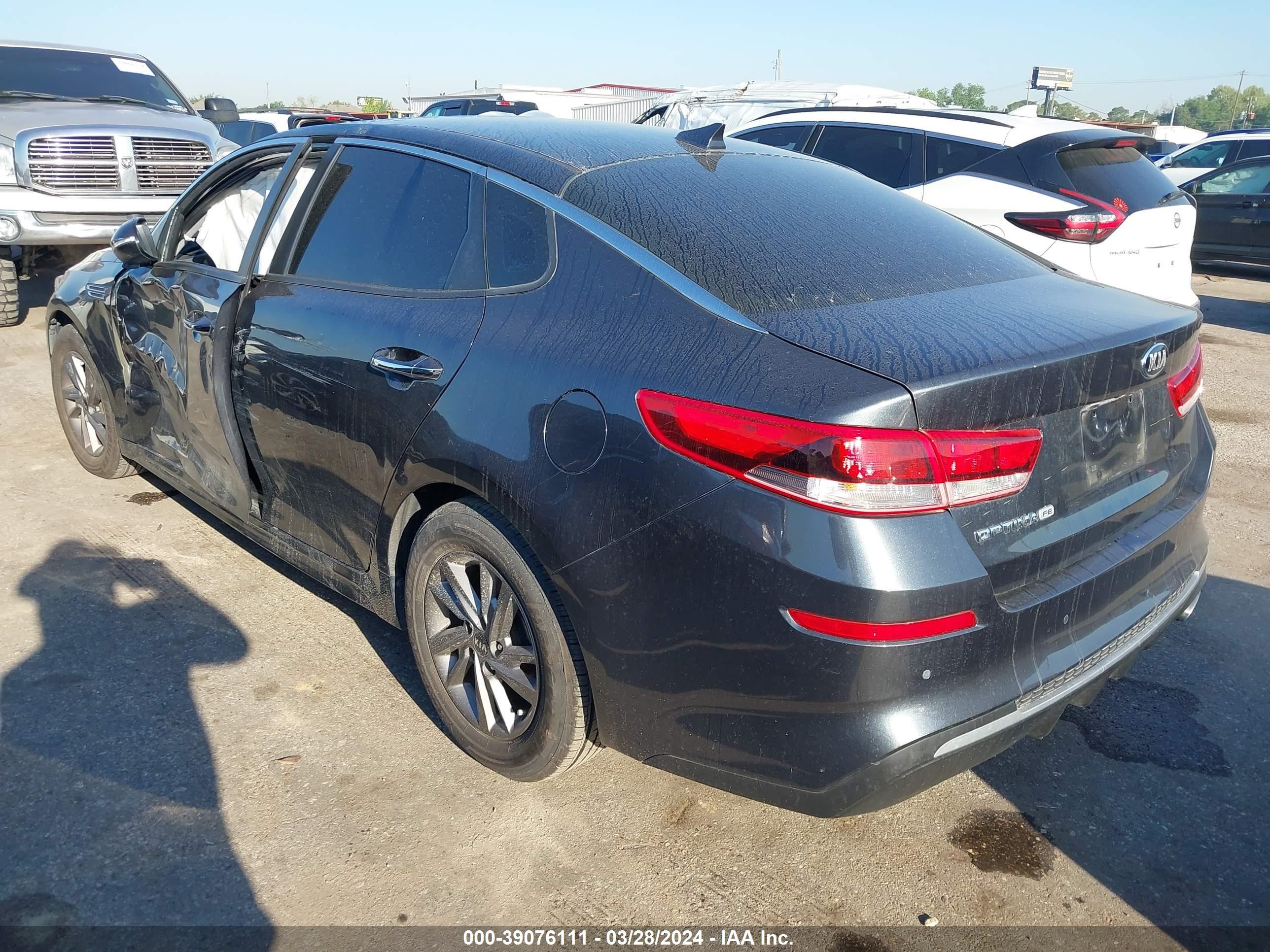 Photo 2 VIN: 5XXGT4L3XLG411430 - KIA OPTIMA 