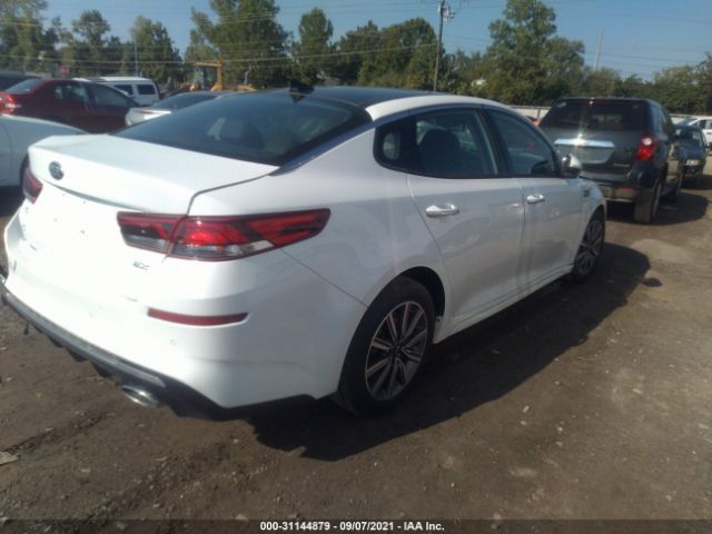 Photo 3 VIN: 5XXGU4L12KG338600 - KIA OPTIMA 