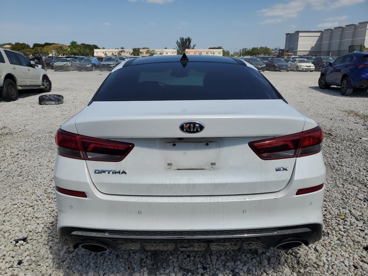 Photo 5 VIN: 5XXGU4L12LG415919 - KIA OPTIMA 