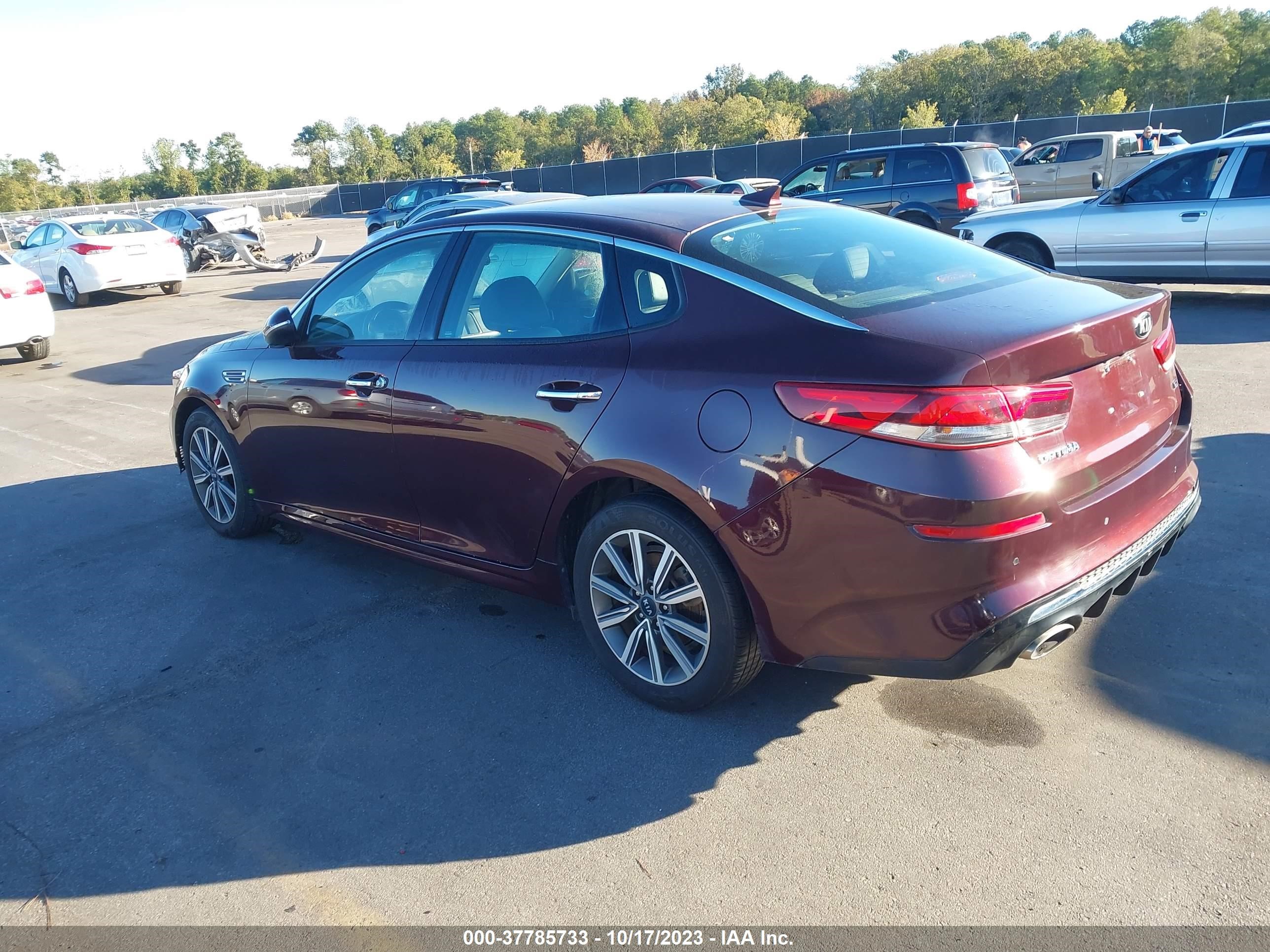 Photo 2 VIN: 5XXGU4L13LG408011 - KIA OPTIMA 