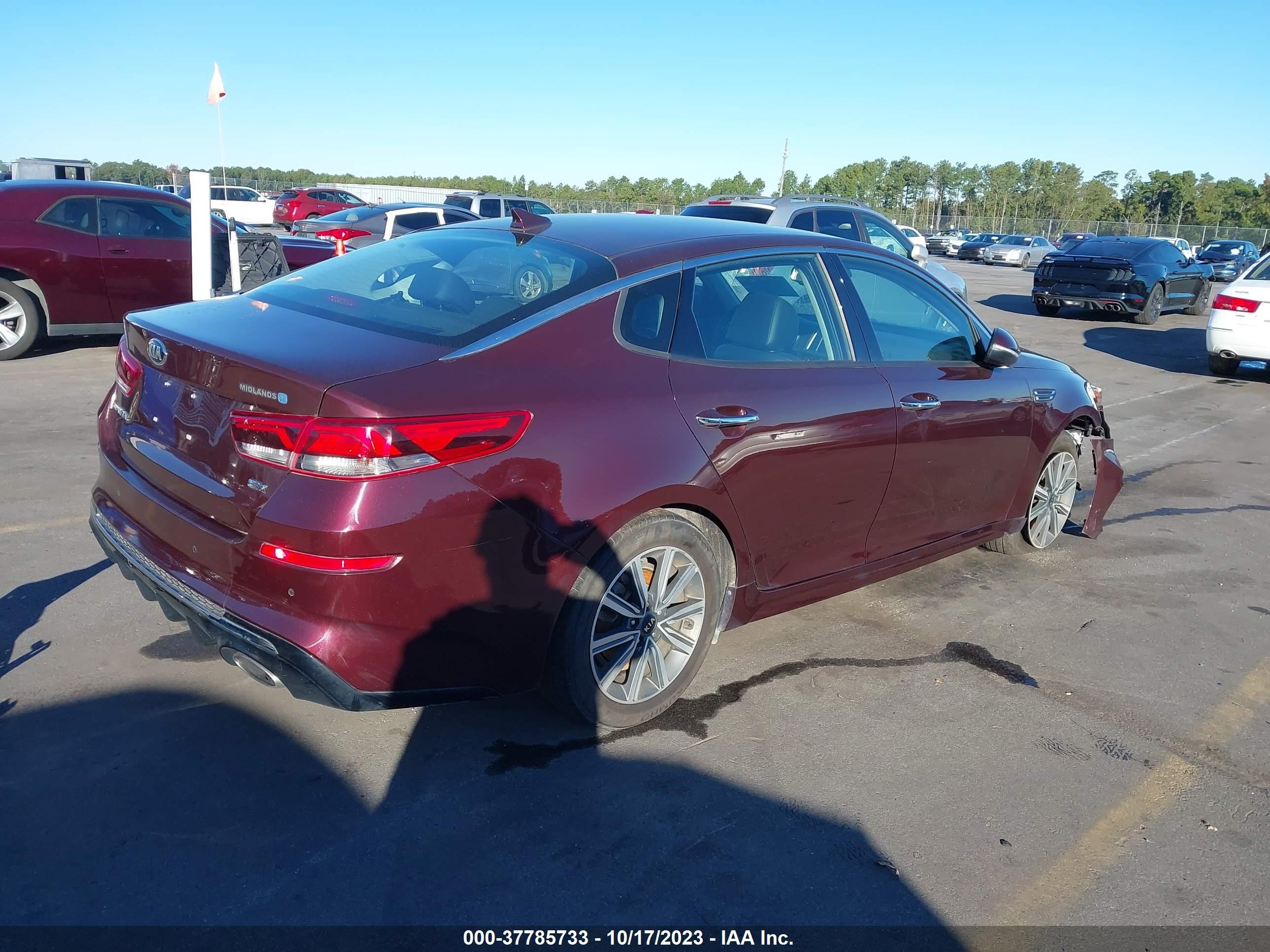 Photo 3 VIN: 5XXGU4L13LG408011 - KIA OPTIMA 