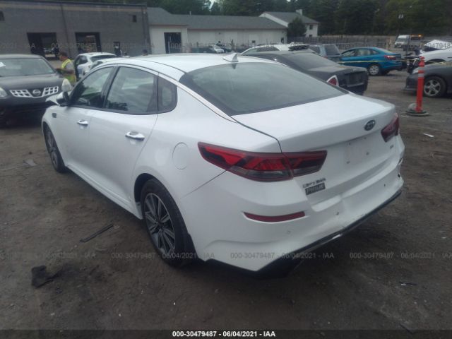 Photo 2 VIN: 5XXGU4L16KG304112 - KIA OPTIMA 