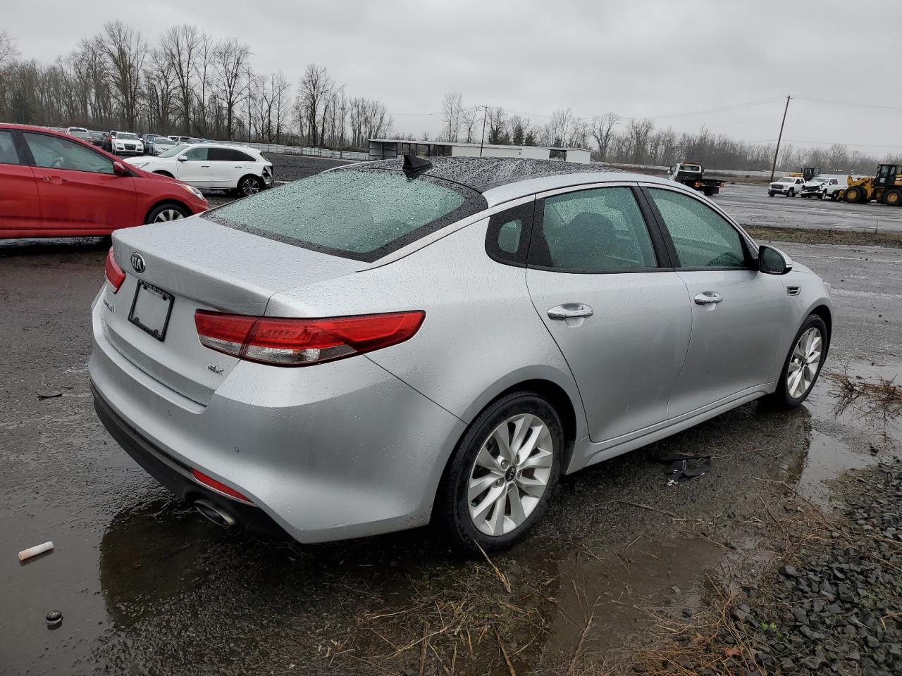 Photo 2 VIN: 5XXGU4L30GG112371 - KIA OPTIMA 