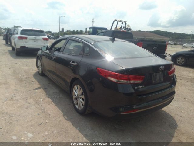 Photo 2 VIN: 5XXGU4L31GG010867 - KIA OPTIMA 