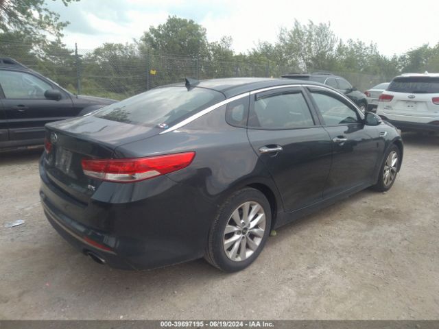 Photo 3 VIN: 5XXGU4L31GG010867 - KIA OPTIMA 