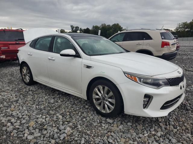 Photo 3 VIN: 5XXGU4L31JG209893 - KIA OPTIMA EX 