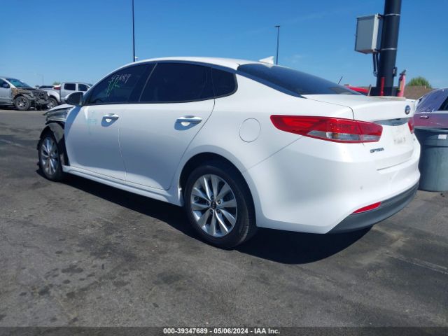 Photo 2 VIN: 5XXGU4L31JG215984 - KIA OPTIMA 