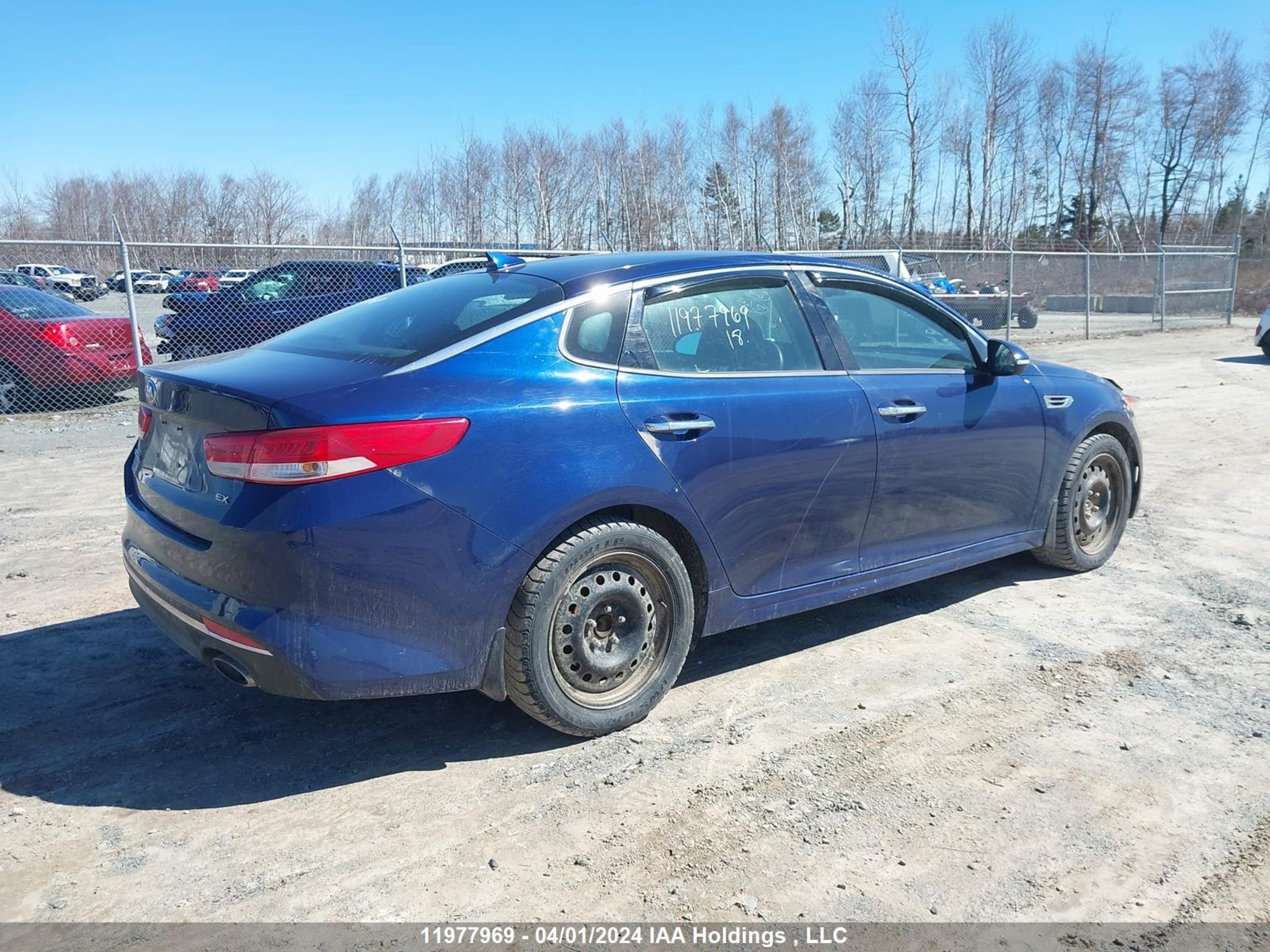 Photo 3 VIN: 5XXGU4L31JG250380 - KIA OPTIMA 