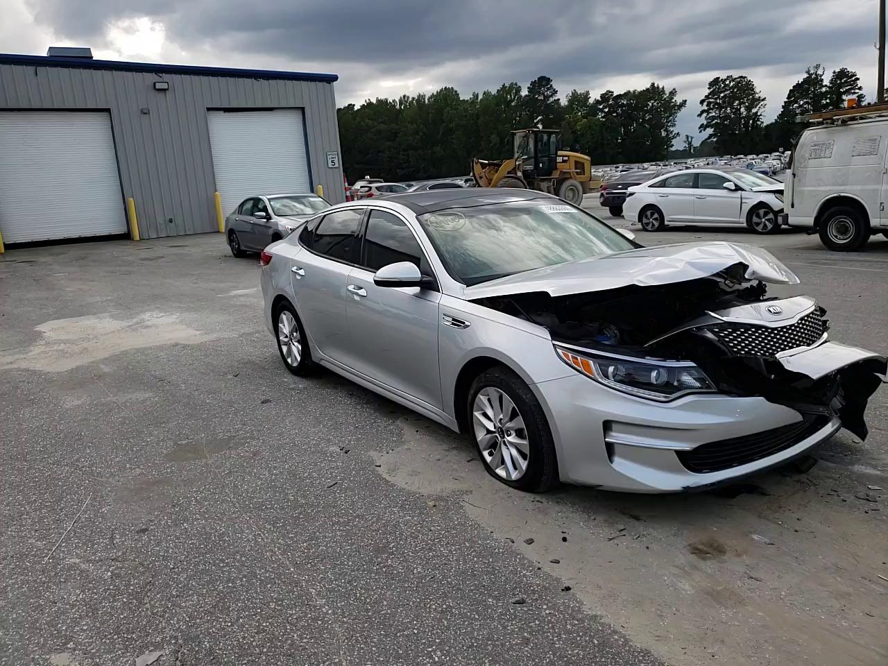 Photo 10 VIN: 5XXGU4L32GG011882 - KIA OPTIMA EX 