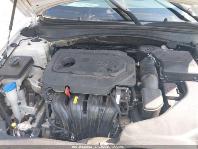 Photo 9 VIN: 5XXGU4L32GG103798 - KIA OPTIMA 