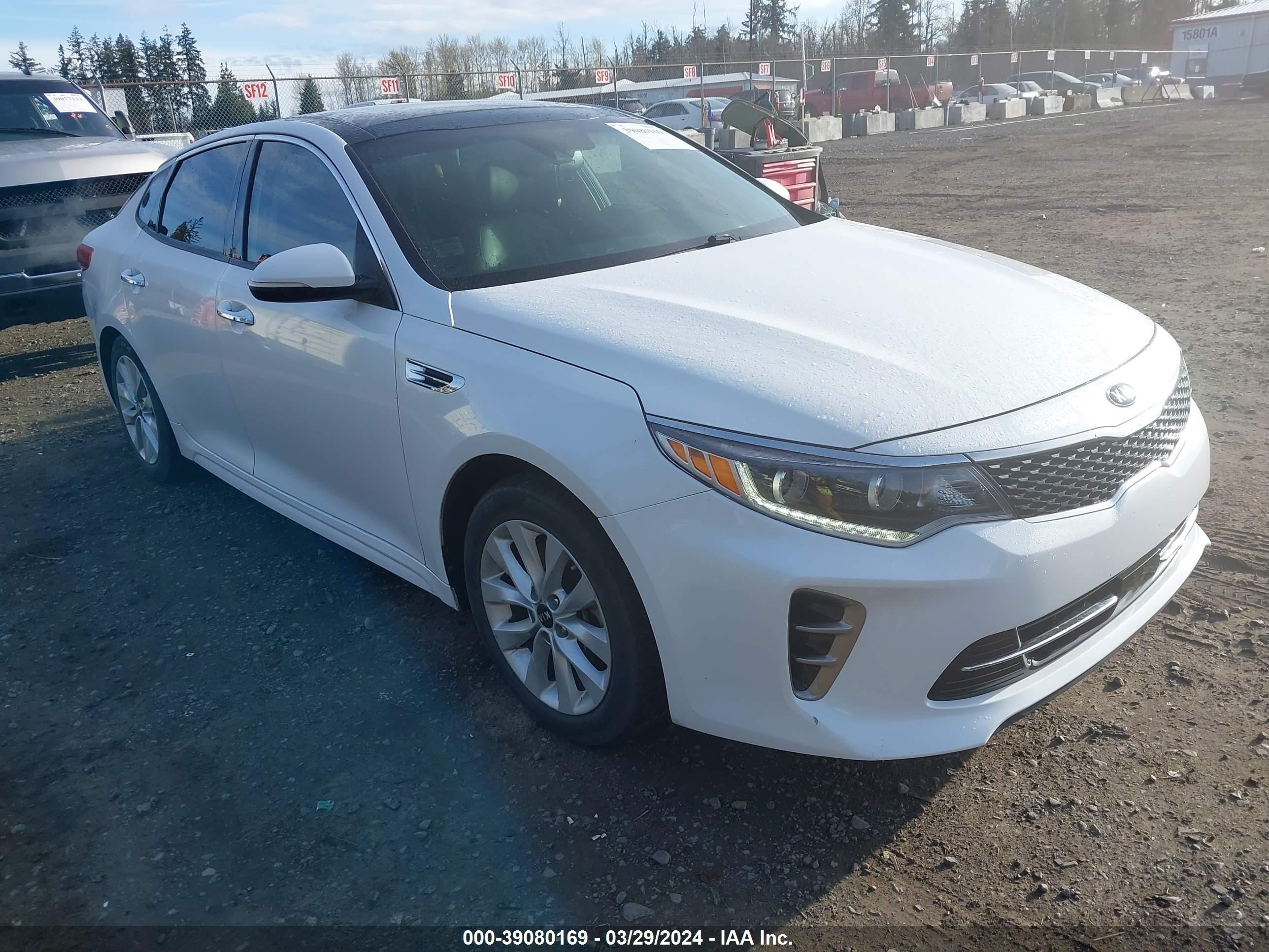 Photo 0 VIN: 5XXGU4L32HG151058 - KIA OPTIMA 