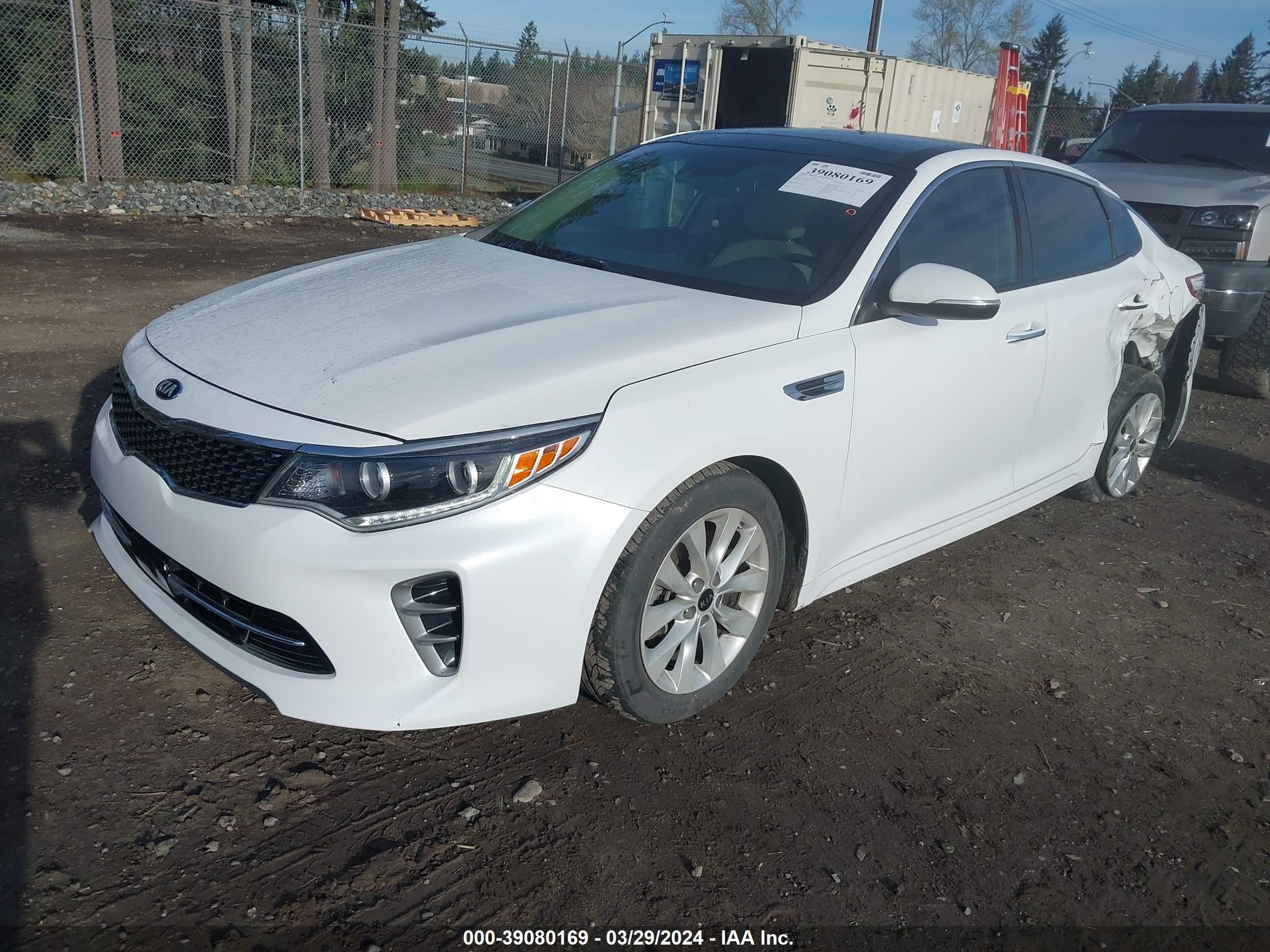 Photo 1 VIN: 5XXGU4L32HG151058 - KIA OPTIMA 