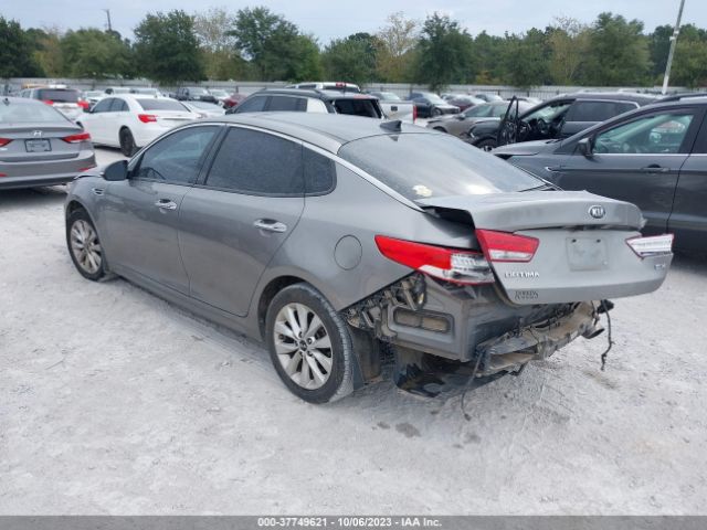 Photo 2 VIN: 5XXGU4L32JG203200 - KIA OPTIMA 