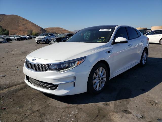 Photo 1 VIN: 5XXGU4L32JG219090 - KIA OPTIMA EX 