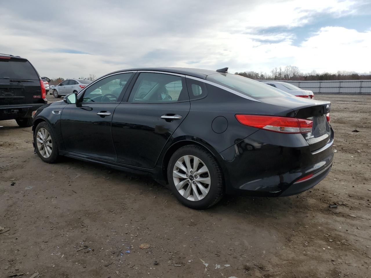 Photo 1 VIN: 5XXGU4L32JG245690 - KIA OPTIMA 