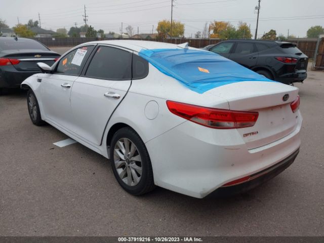 Photo 2 VIN: 5XXGU4L33JG183233 - KIA OPTIMA 