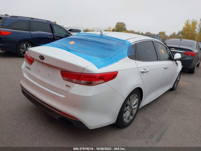 Photo 3 VIN: 5XXGU4L33JG183233 - KIA OPTIMA 