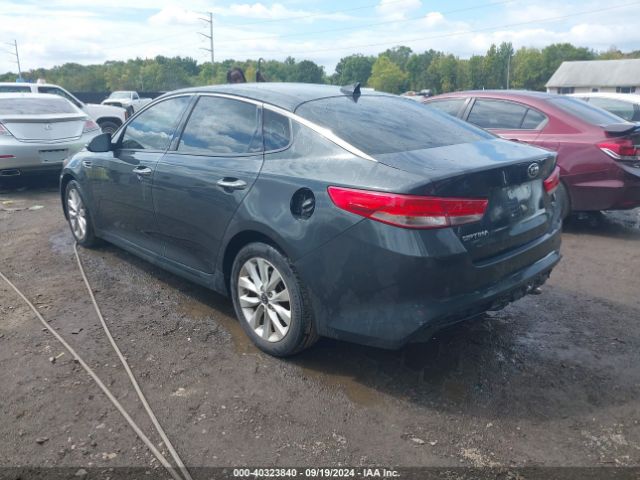 Photo 2 VIN: 5XXGU4L34GG011415 - KIA OPTIMA 