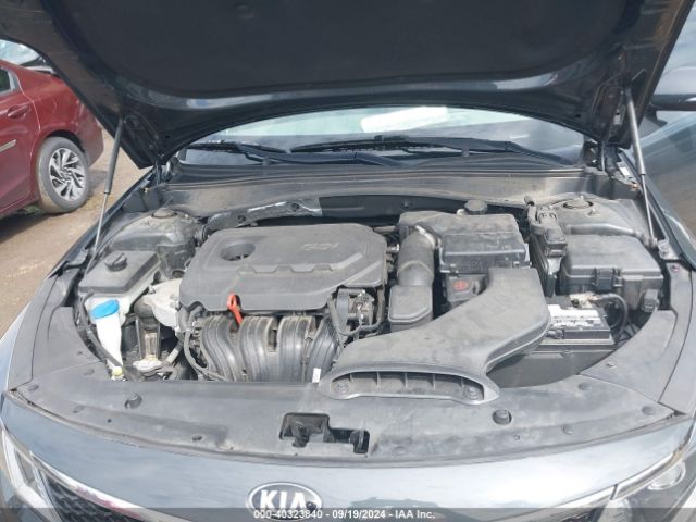 Photo 9 VIN: 5XXGU4L34GG011415 - KIA OPTIMA 